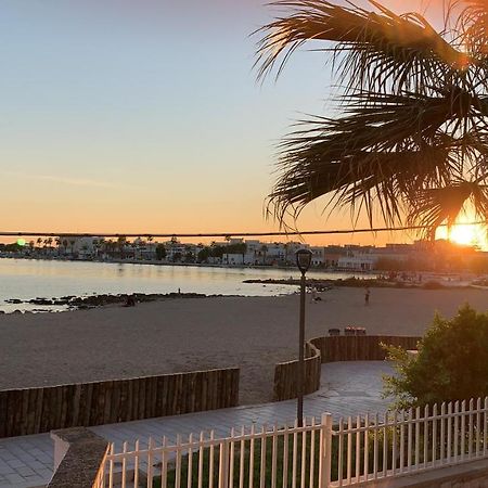 Salentoguests villetta sulla spiaggia Porto Cesareo Esterno foto