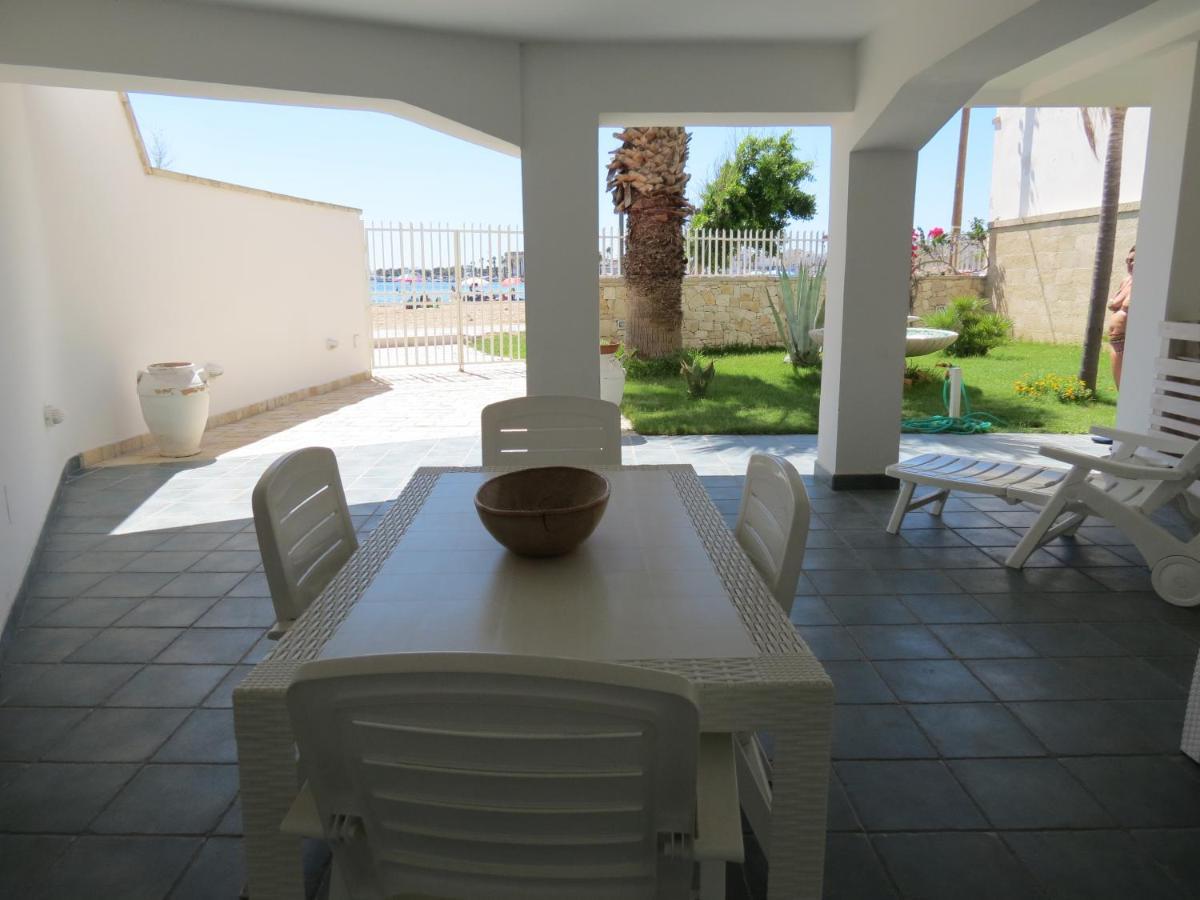 Salentoguests villetta sulla spiaggia Porto Cesareo Esterno foto