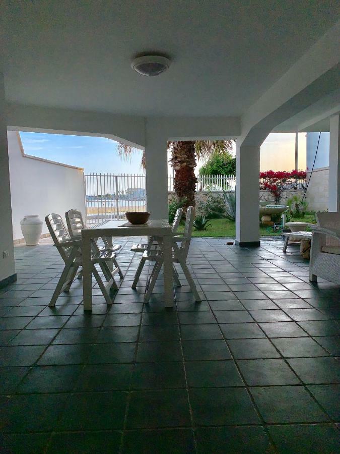 Salentoguests villetta sulla spiaggia Porto Cesareo Esterno foto