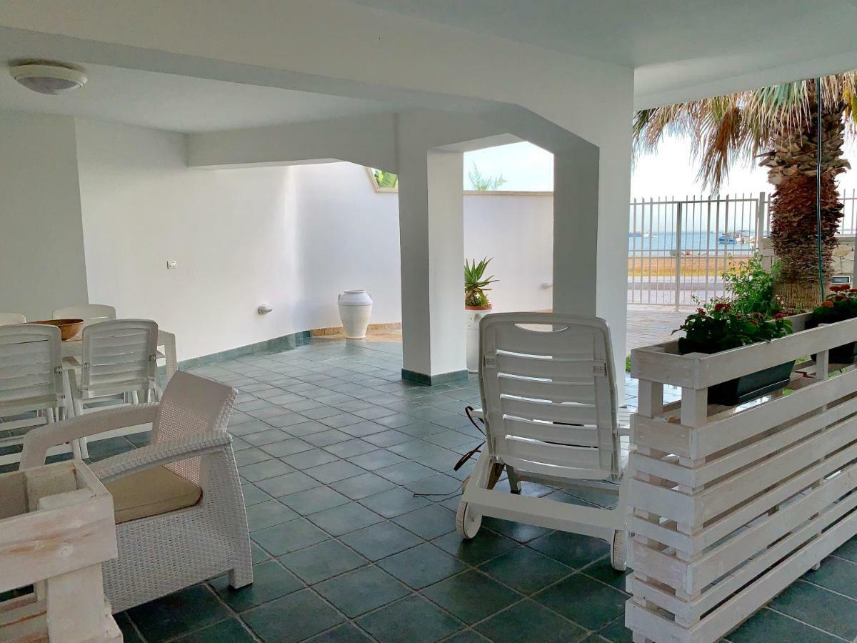 Salentoguests villetta sulla spiaggia Porto Cesareo Esterno foto